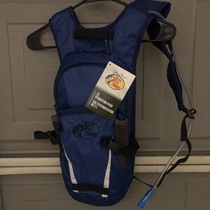 Bass Pro Shops Navy Hydration Backpack
